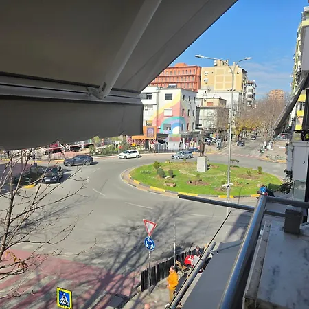 Twoviews
