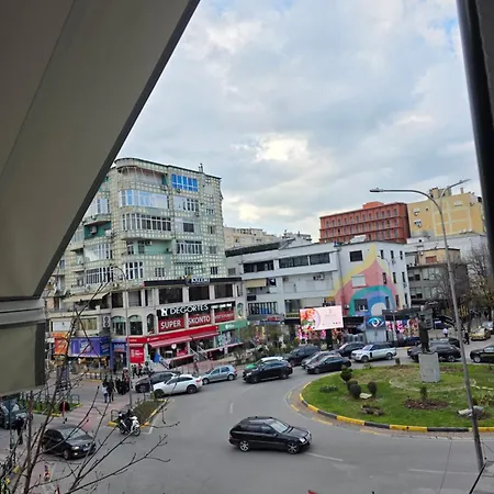 Twoviews Apartment